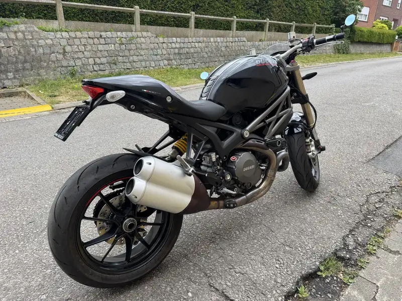 Ducati Monster 1100 - foto 5