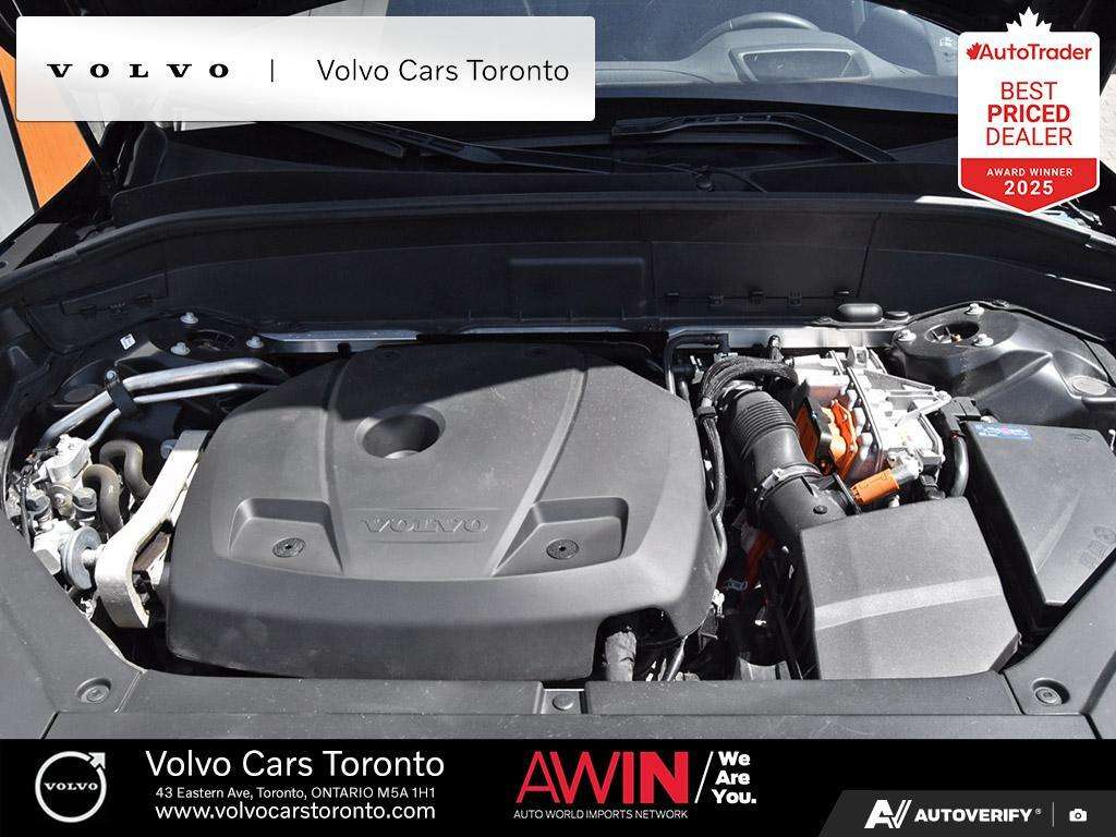 2022 Volvo XC90 T8 eAWD PHEV Inscription Expression Extended Range thumb 8