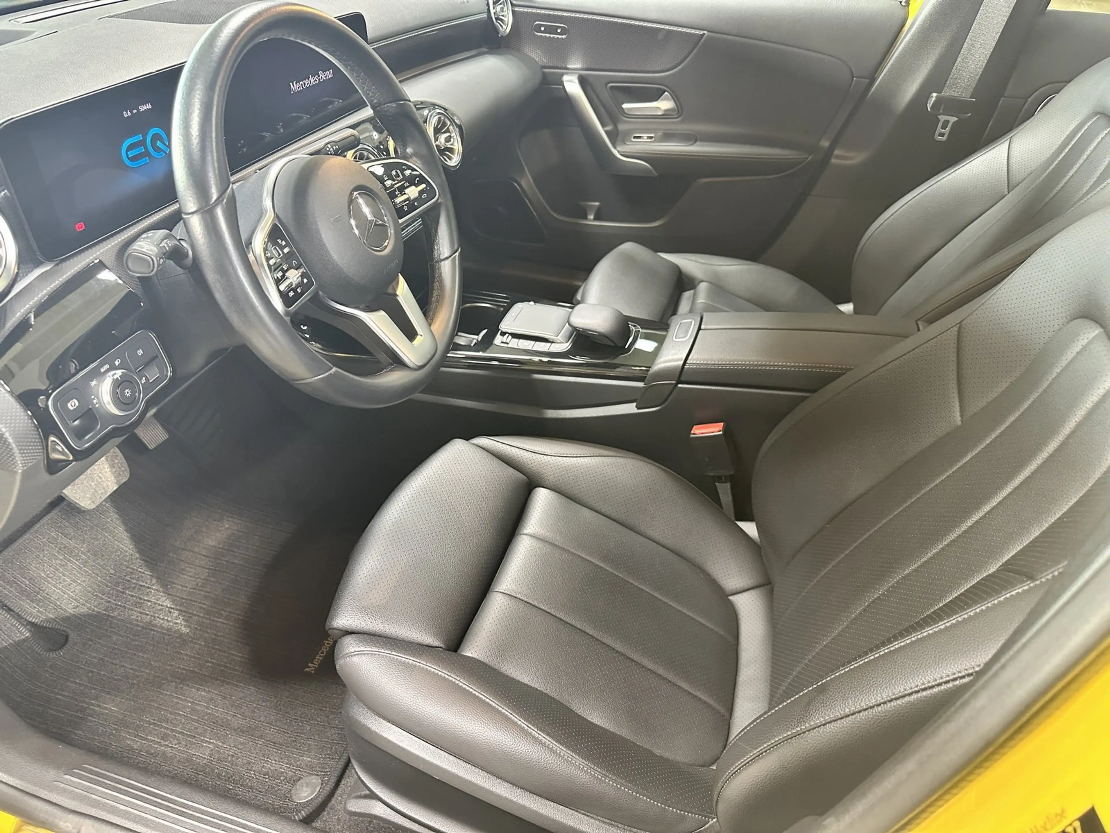 Mercedes-Benz A 250 e Progr. AHK DISTRONIC PANODACH+SITZKLIMA++ — photo 10