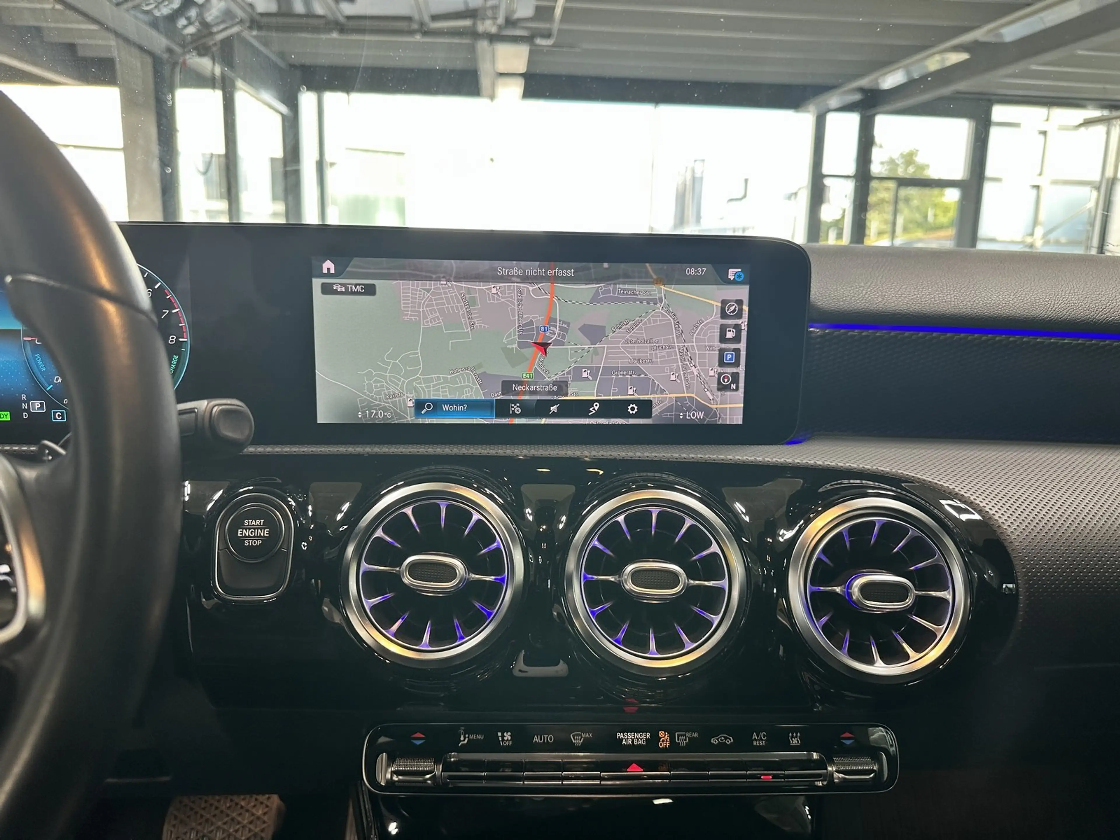 Mercedes-Benz A 250 e Progr. AHK DISTRONIC PANODACH+SITZKLIMA++ — photo 14