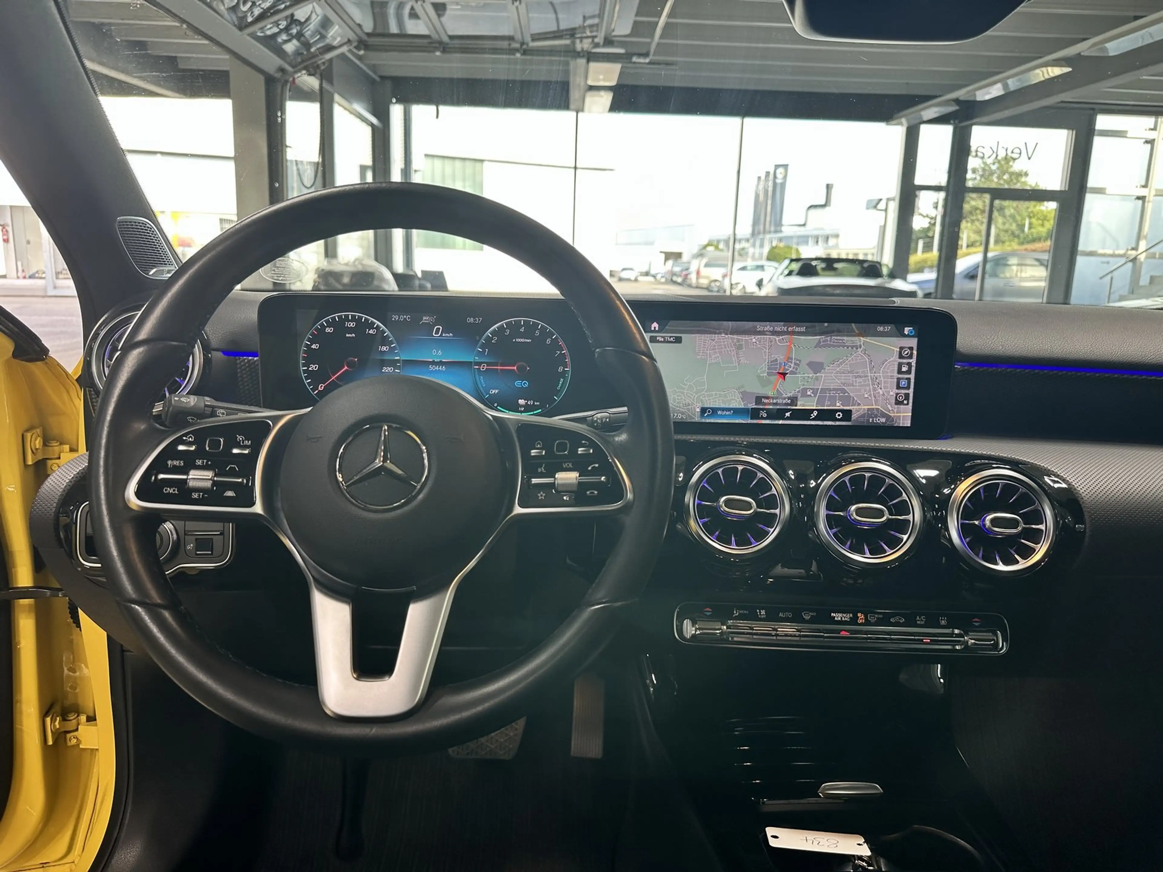 Mercedes-Benz A 250 e Progr. AHK DISTRONIC PANODACH+SITZKLIMA++ — photo 13