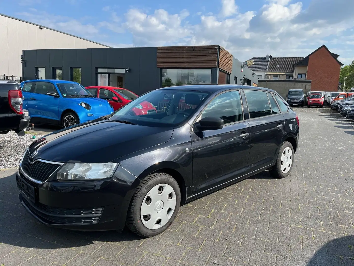 Skoda Rapid/Spaceback Spaceback Active Schwarz - 1