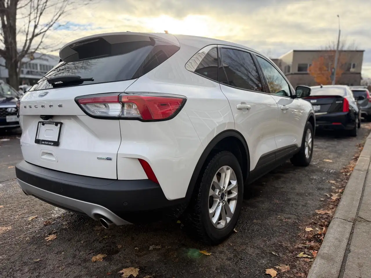 Ford Escape снимка Ford Escape