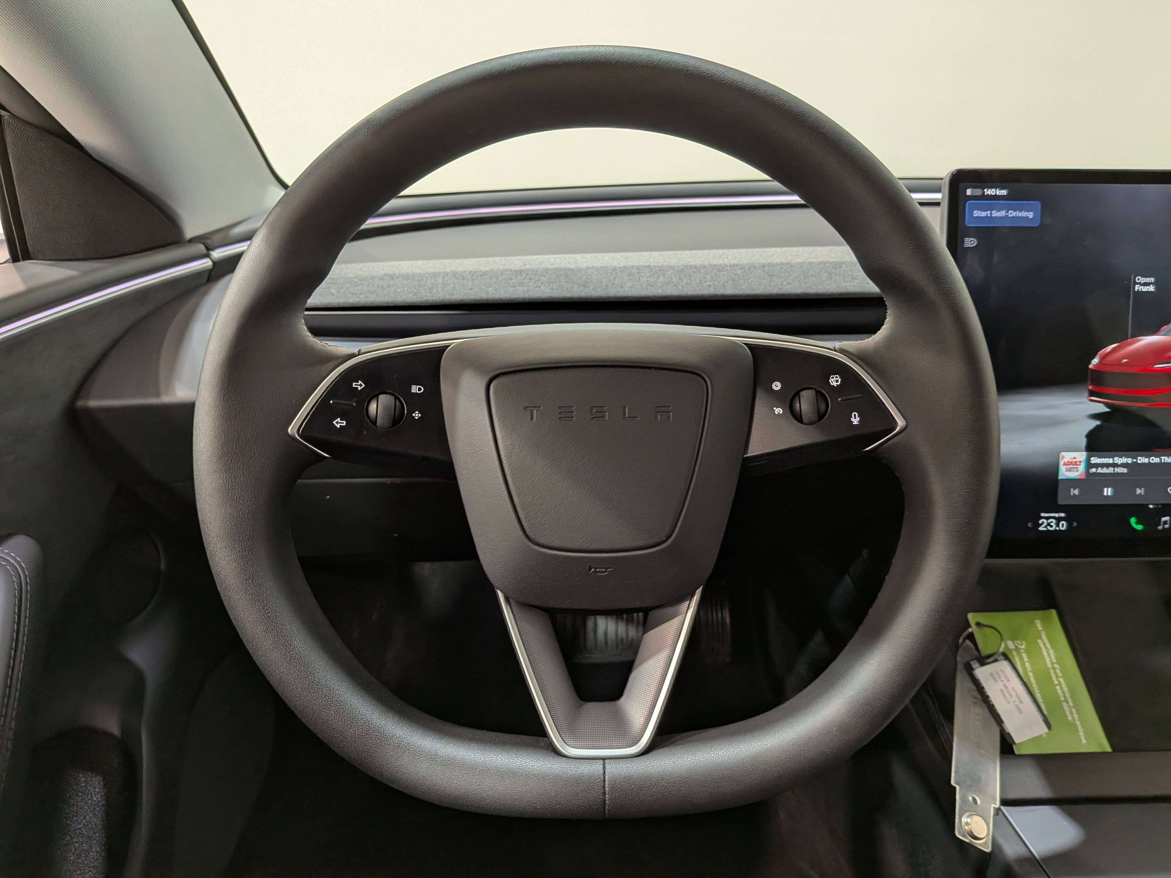 Tesla Model 3 2025