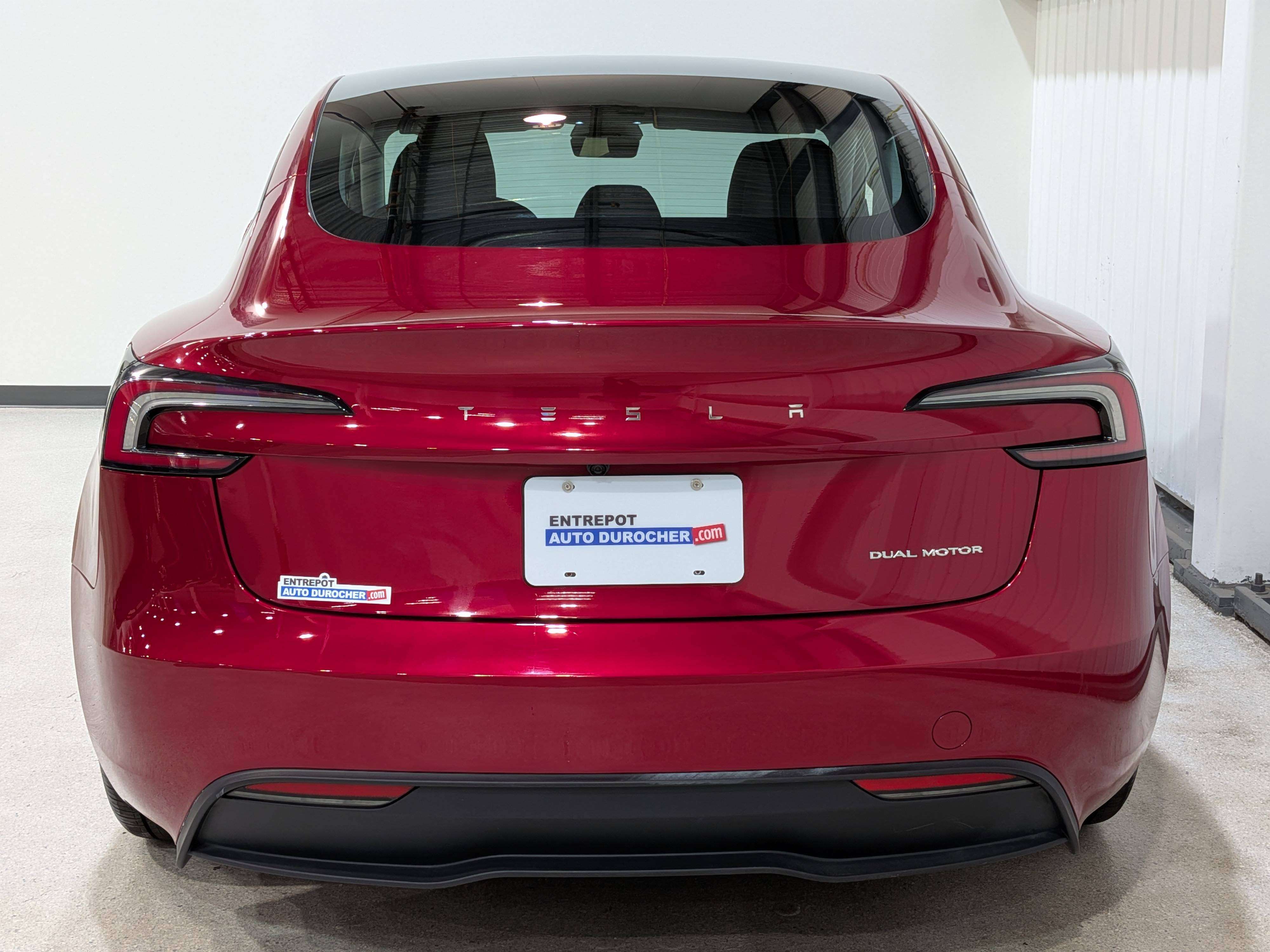 Tesla Model 3 2025