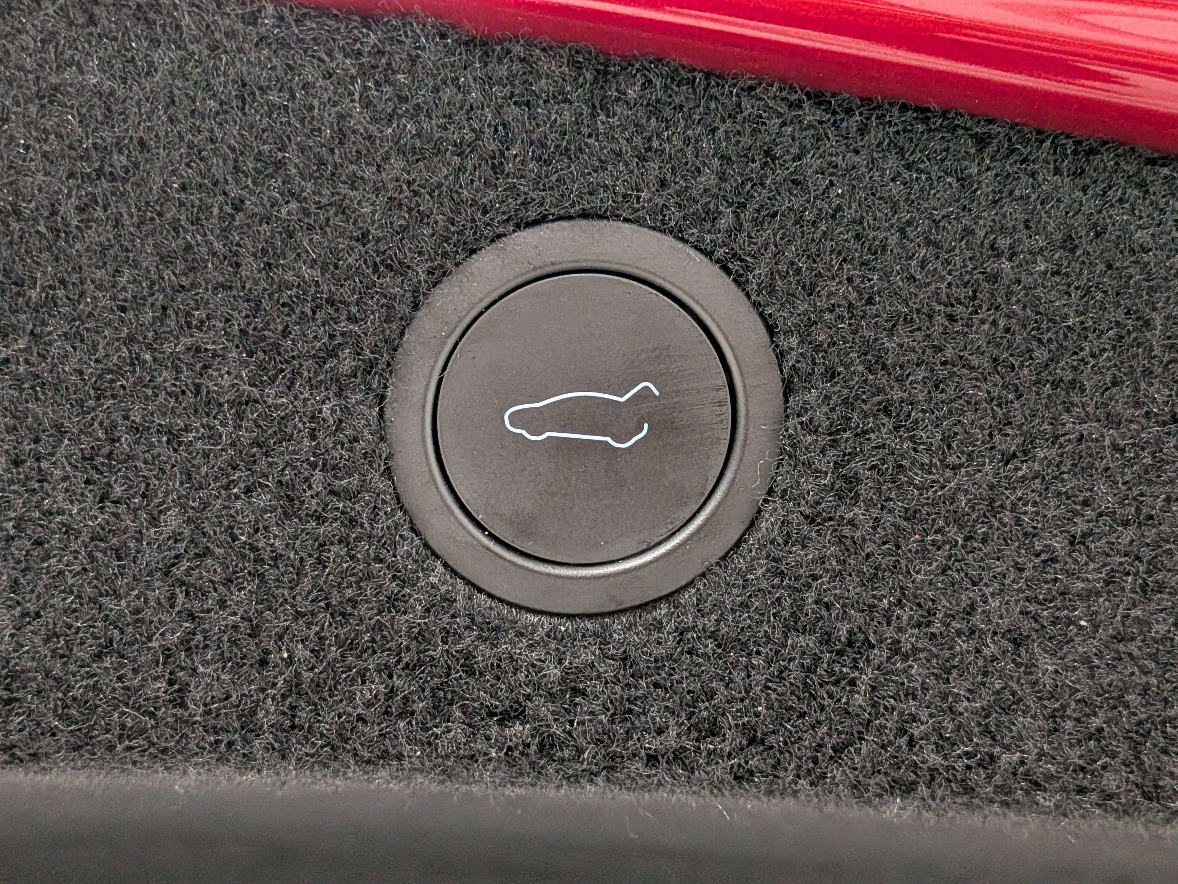 Tesla Model 3 2025