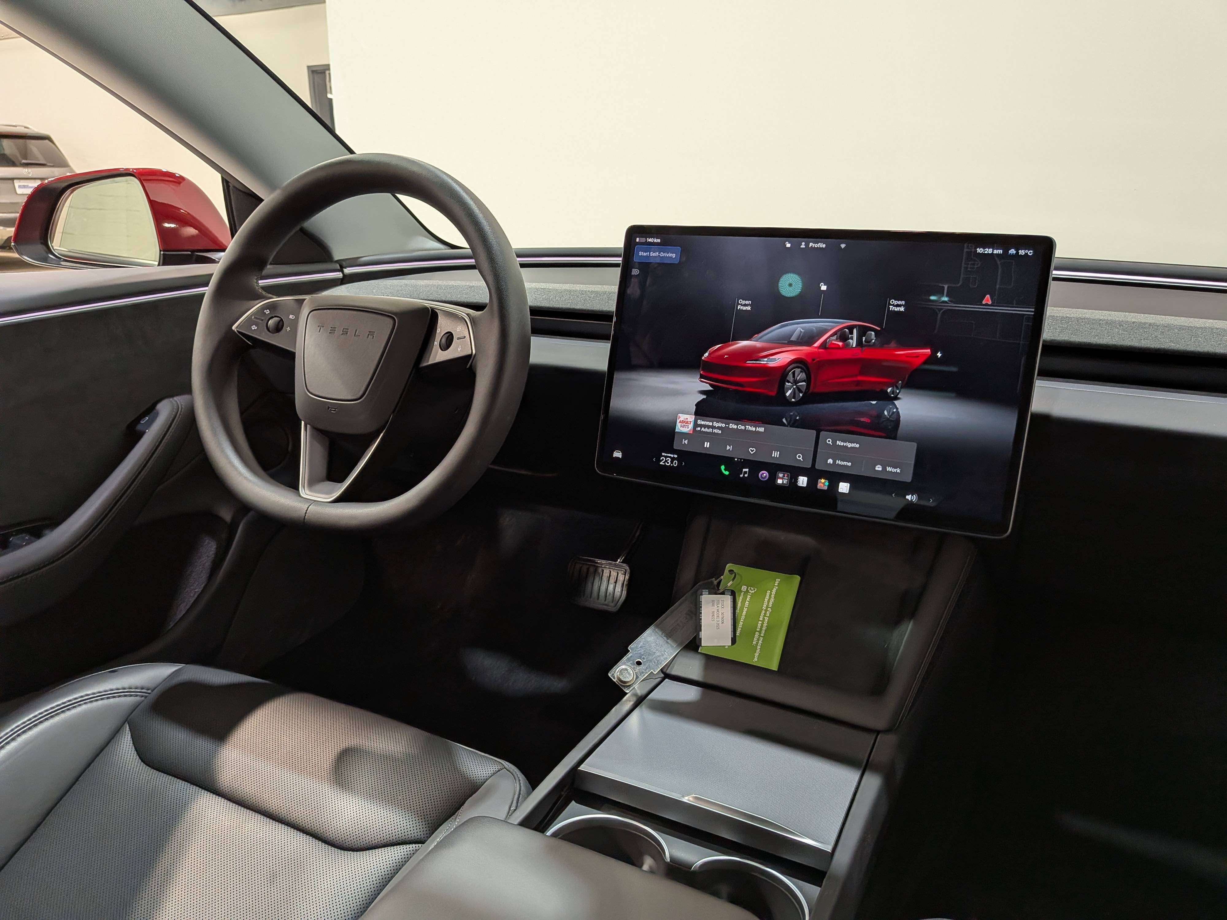 Tesla Model 3 2025