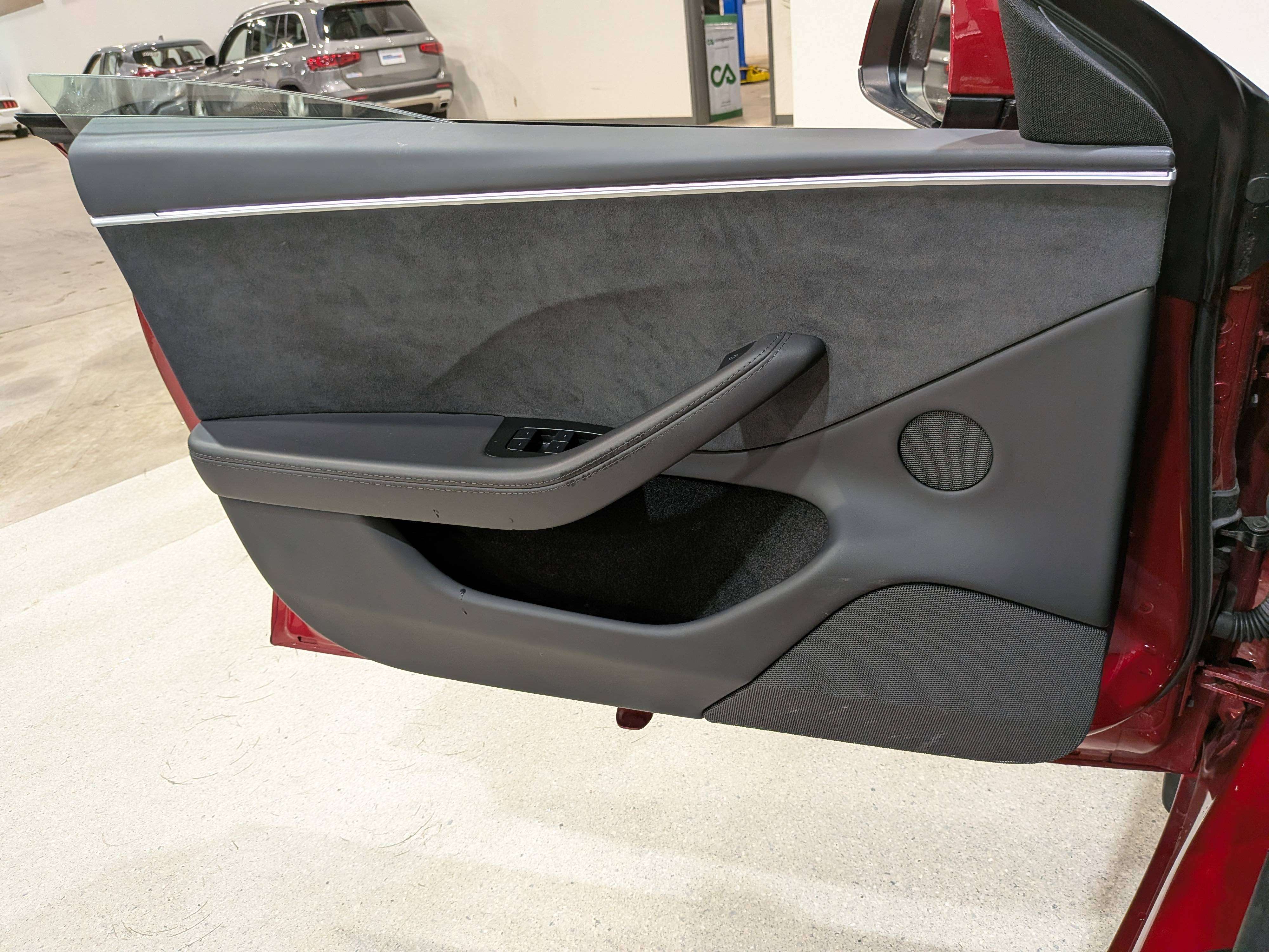 Tesla Model 3 2025