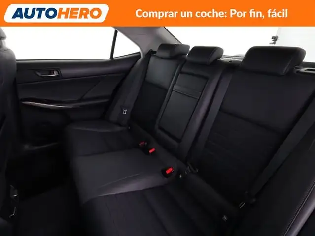 Lexus Is view 15