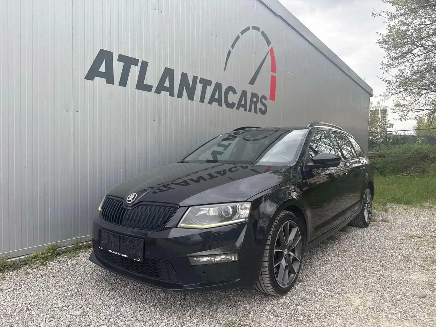 Skoda Octavia RS Schwarz - 1