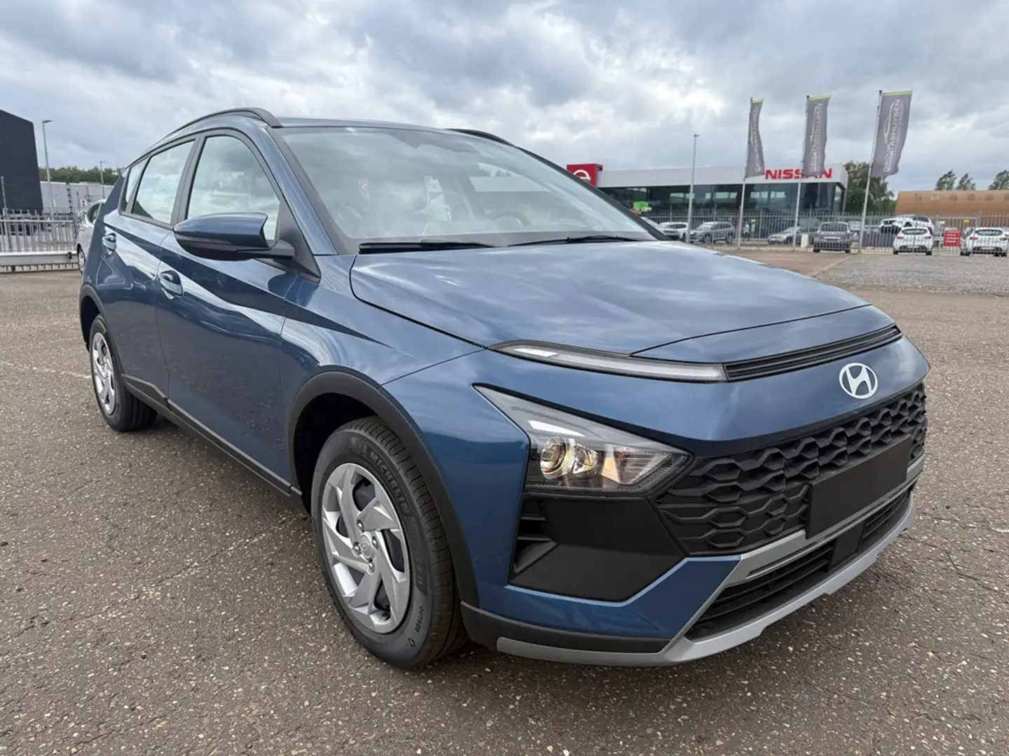 Hyundai BAYON Twist 100 1.0 T-GDi 7DCT Bleu - 2