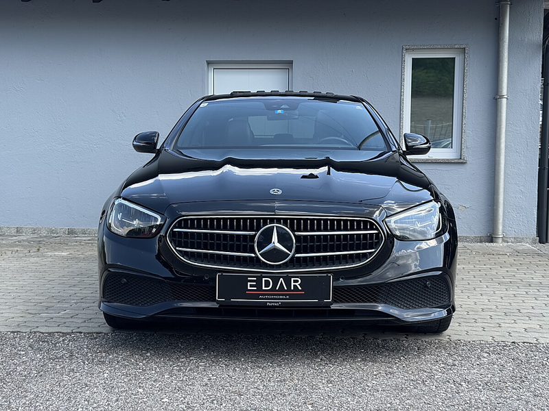 Mercedes-Benz E 220 d Aut.*Schiebedach*Teilleder*Rückfahrkamera*