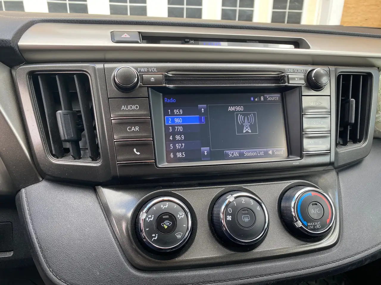 Toyota RAV 4 снимка Toyota RAV 4