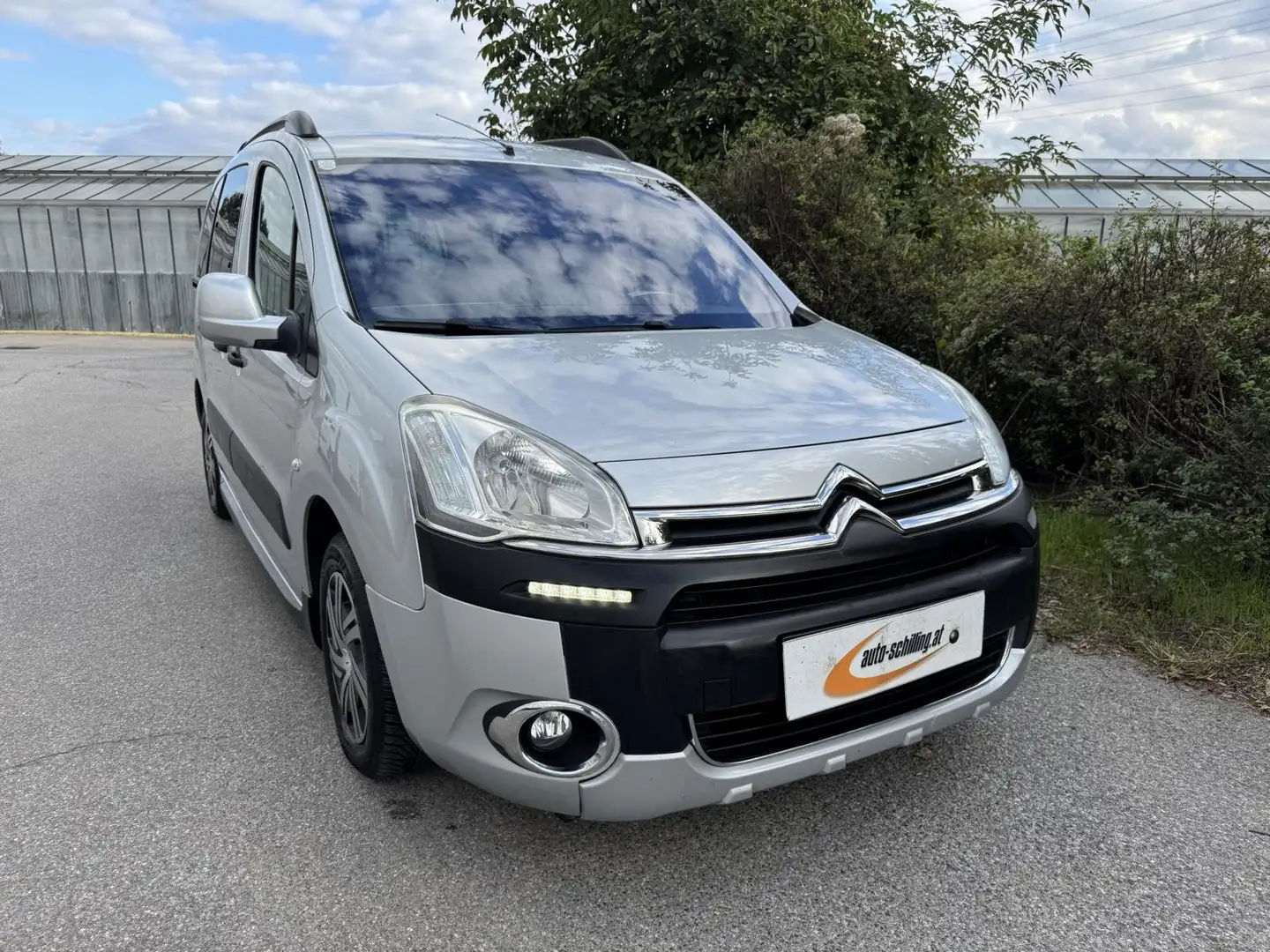 Citroen Berlingo Multispace HDi 90 Aut. PDC AHK Sitzheizung LED Argento - 1