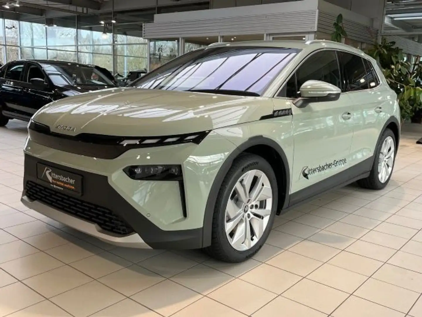 Skoda 85 82 kWh Batterie Elektromotor 210 kW 1-G Grün - 2