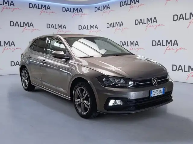 Volkswagen Polo view 7