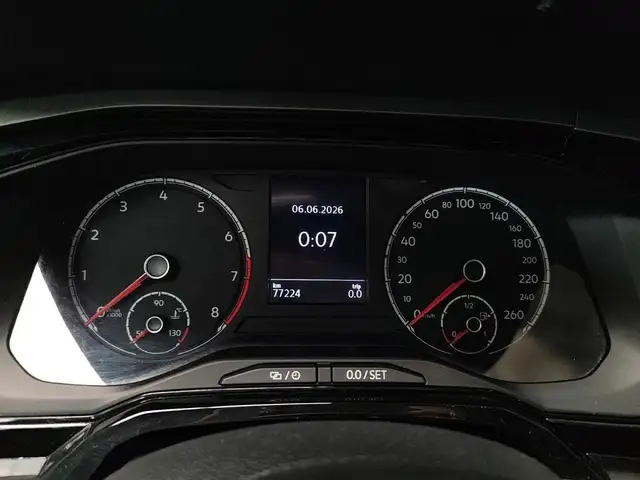 Volkswagen Polo view 21