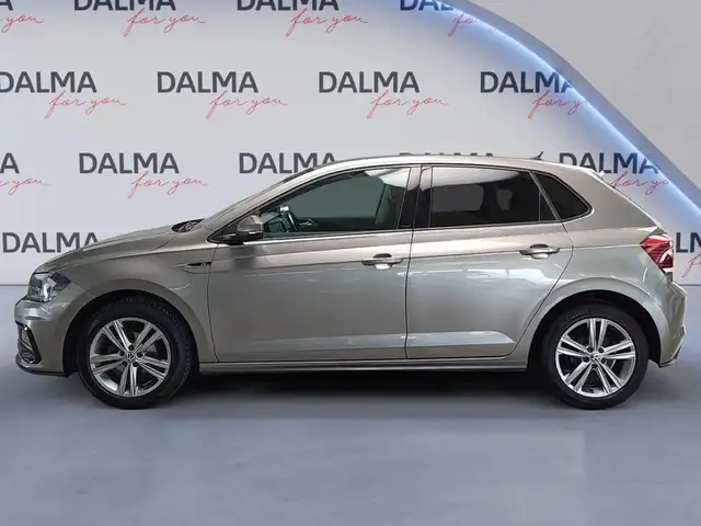 Volkswagen Polo view 2