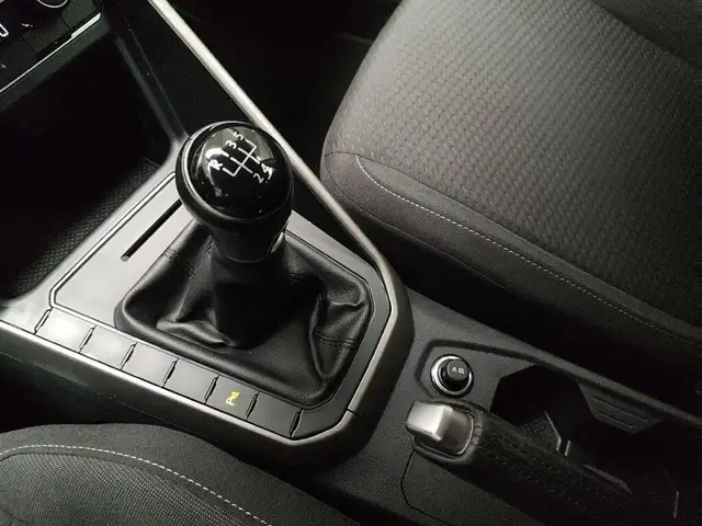 Volkswagen Polo view 20