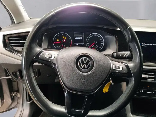 Volkswagen Polo view 12