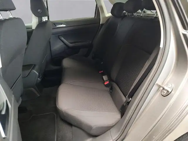 Volkswagen Polo view 13