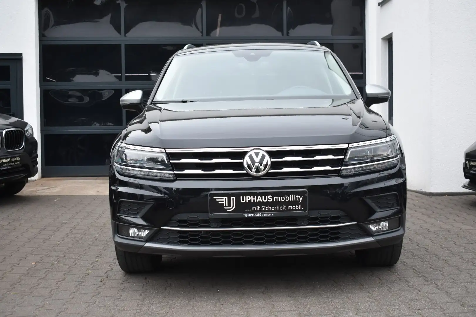 Volkswagen Tiguan Allspace 1,5 TSI DSG Highline*Navi*LED*AH Schwarz - 2