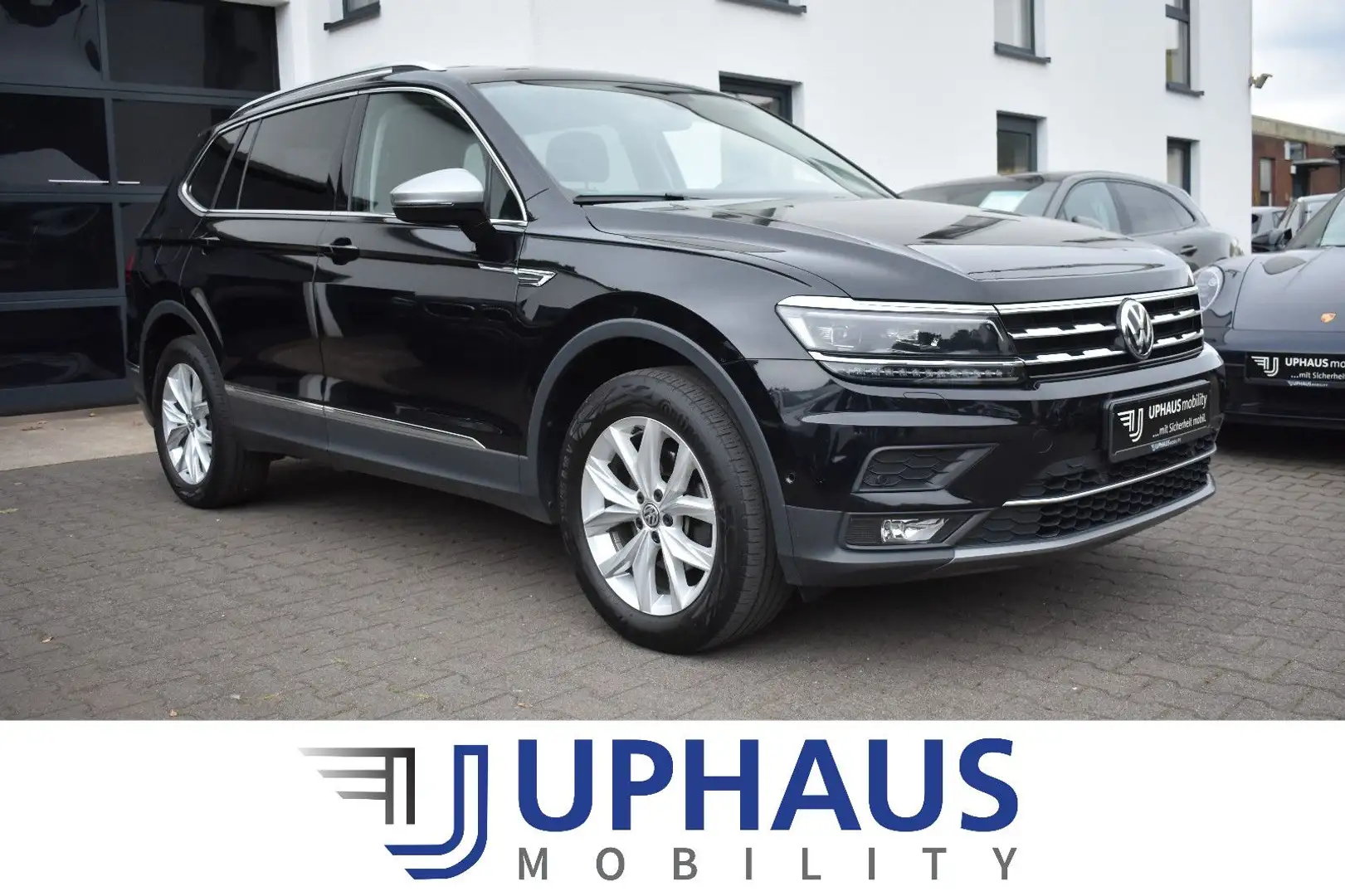 Volkswagen Tiguan Allspace 1,5 TSI DSG Highline*Navi*LED*AH Schwarz - 1