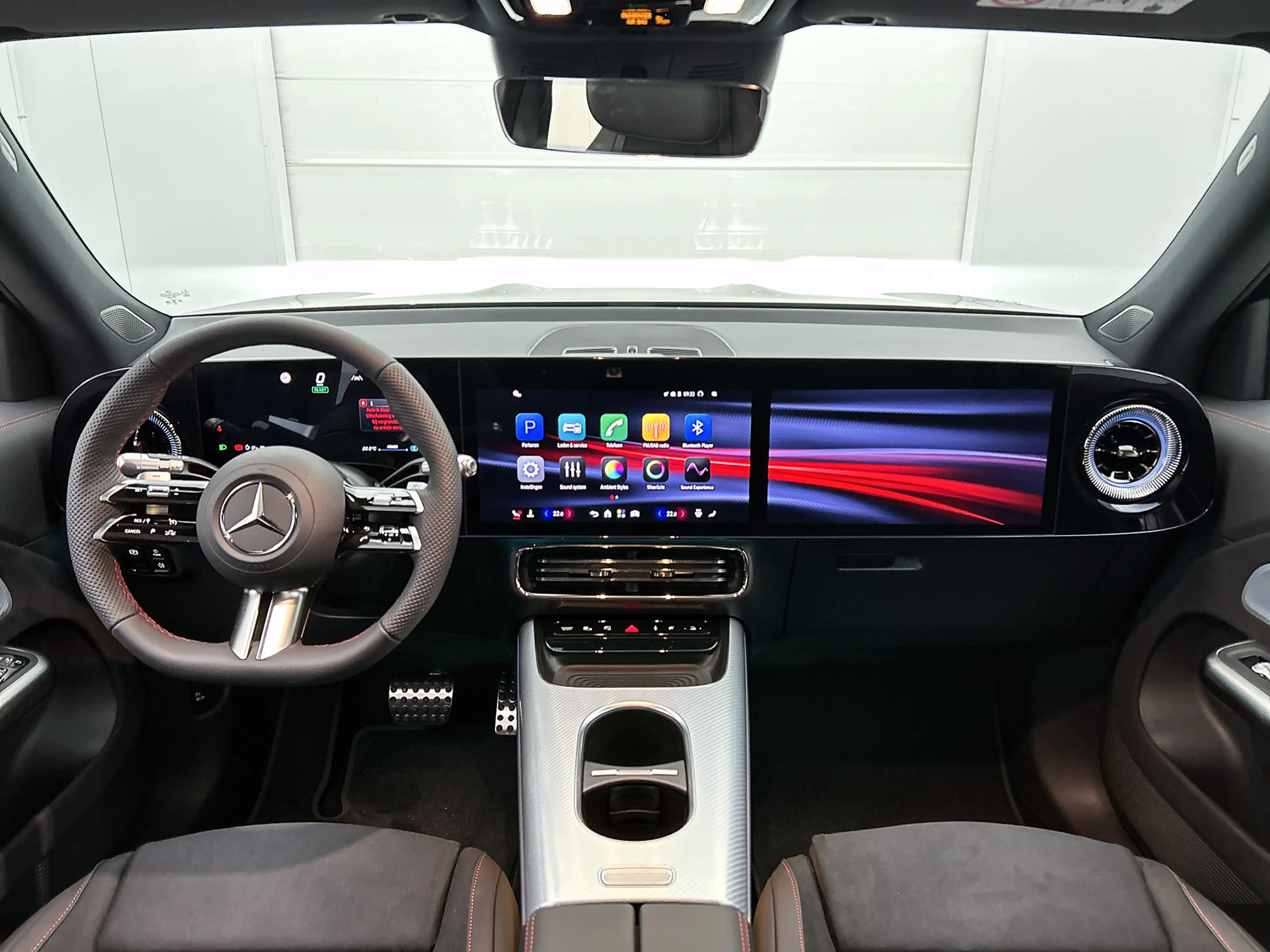 Mercedes-Benz GLB 200 Business Solution AMG 7p. 58 kWh | Premium pakket — photo 4