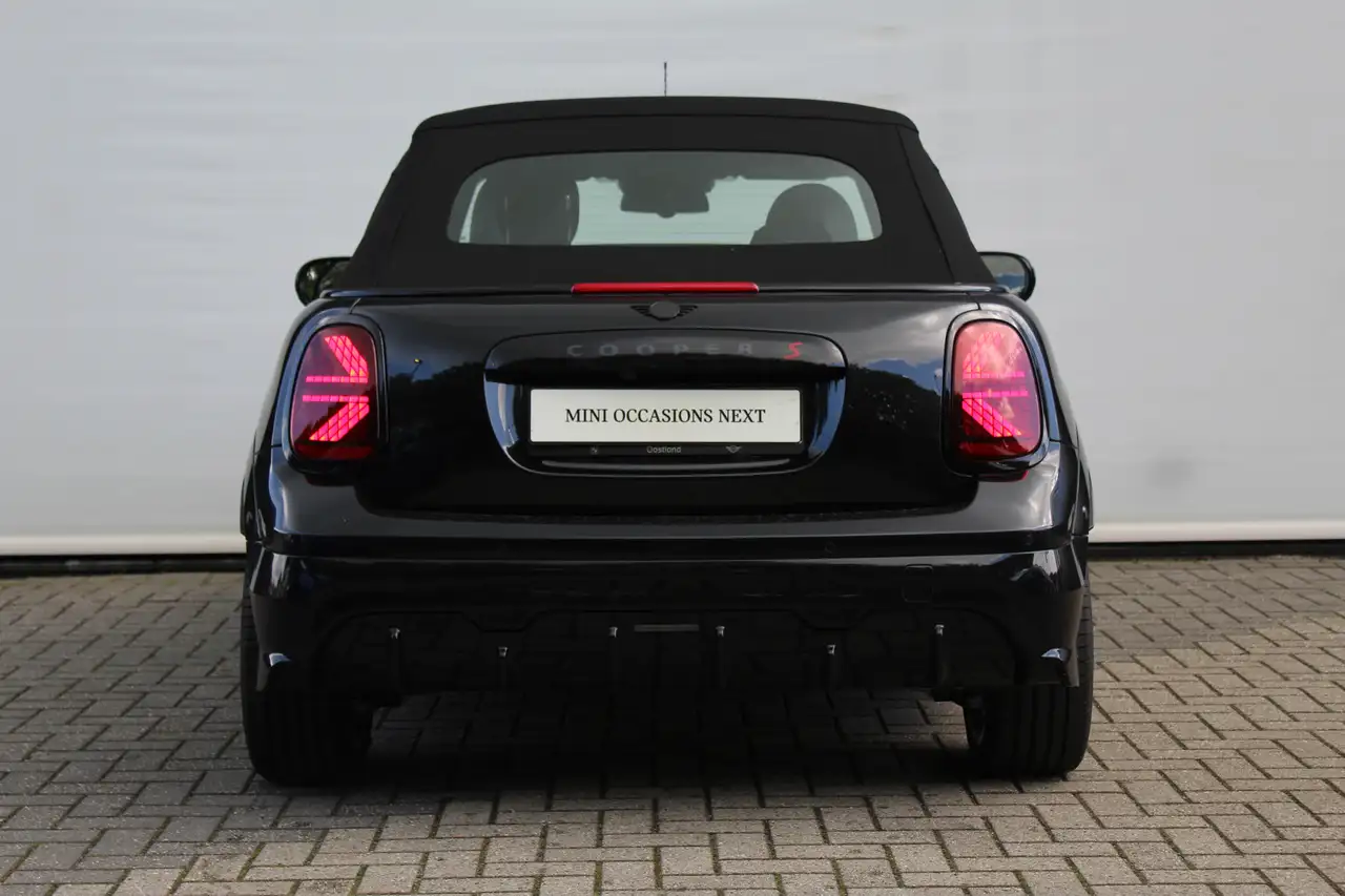 MINI Cooper S Cabrio 2026 — фото 8