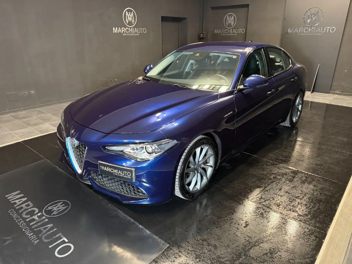 Alfa Romeo Giulia 2.2 Turbodiesel 210 CV AT8 AWD Q4 Veloce Bleu - 1
