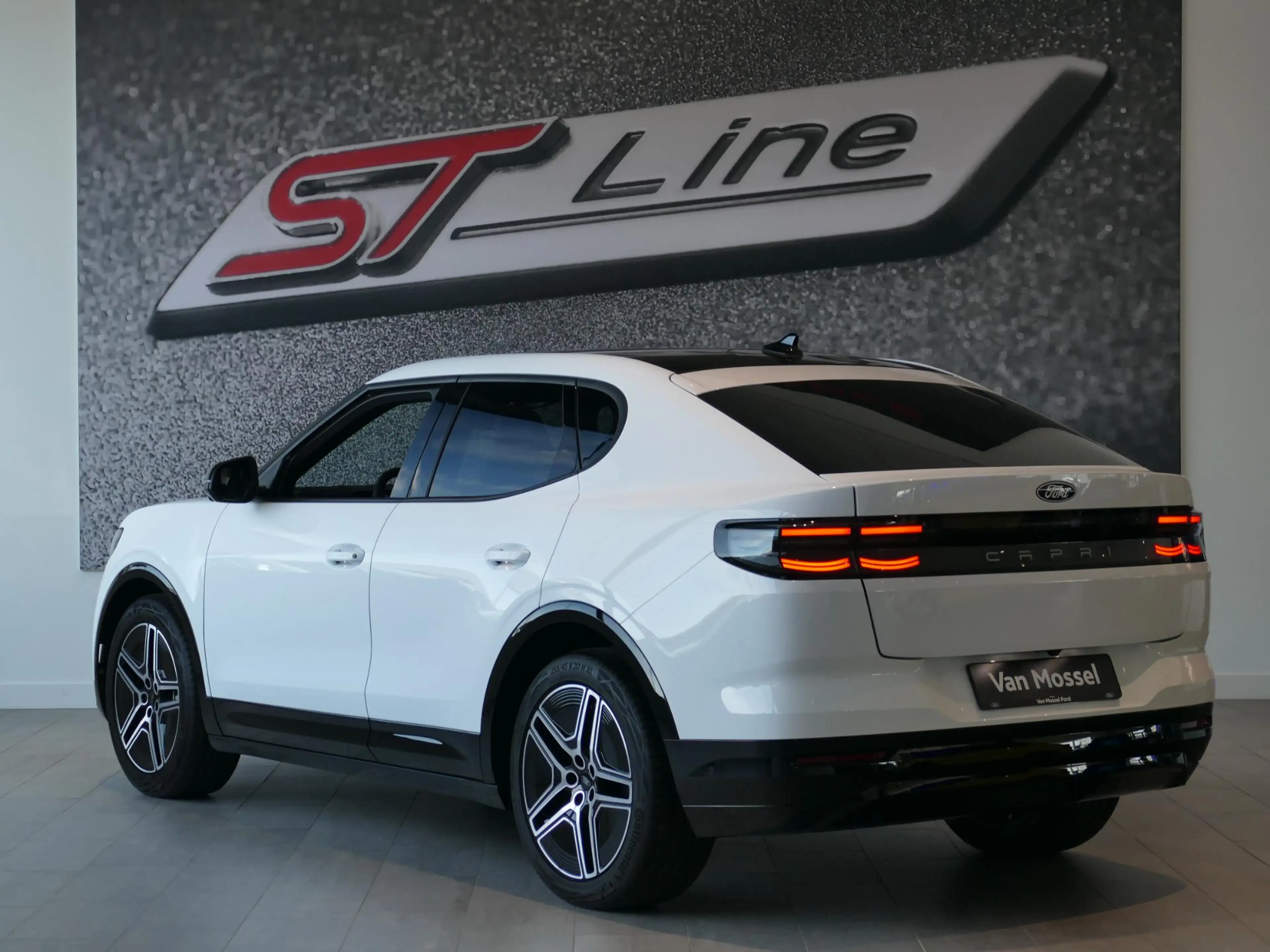 Ford Capri Premium Extended Range RWD 77 kWh | B&O AUDIO | PA — photo 3