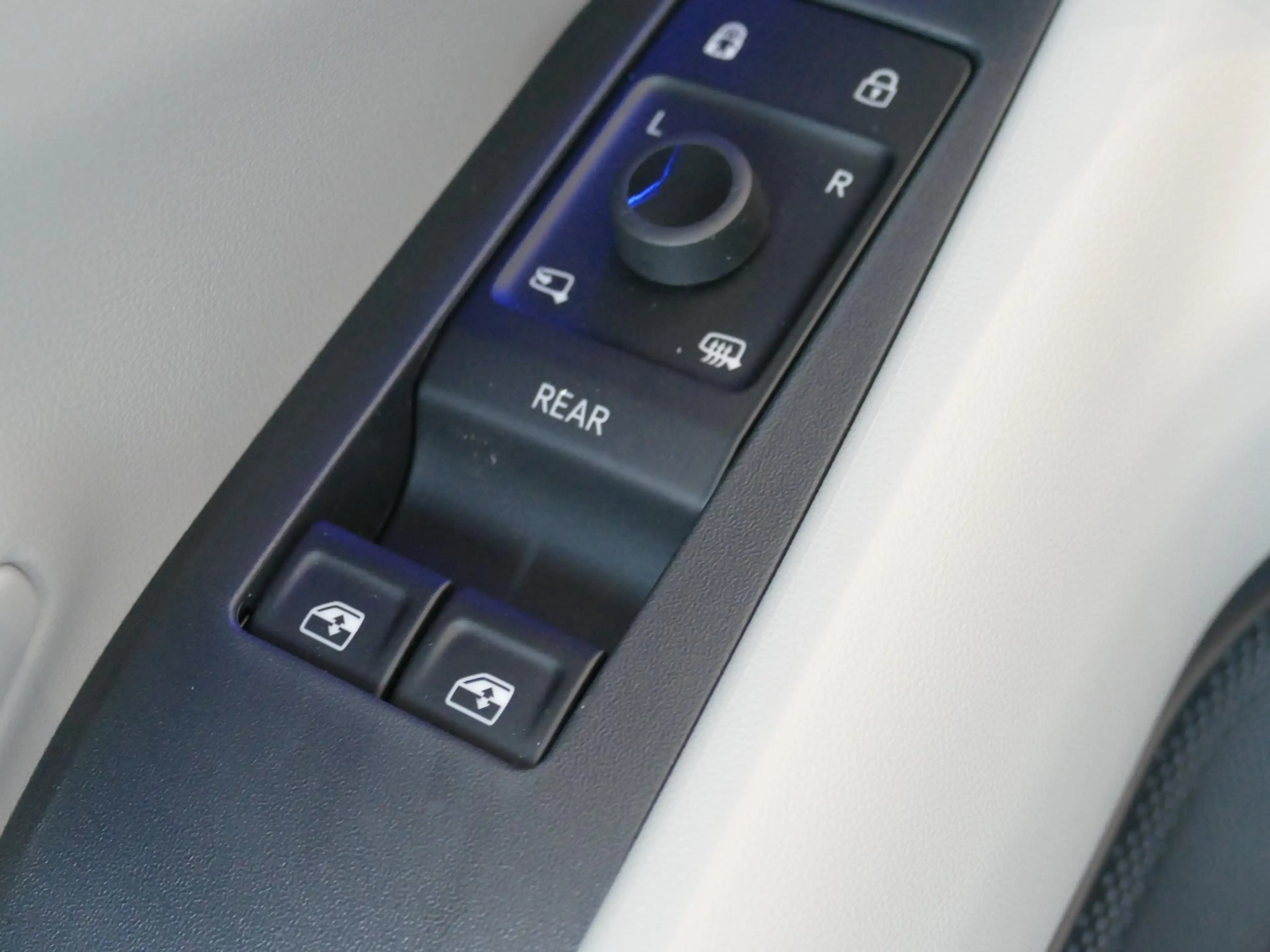 Ford Capri Premium Extended Range RWD 77 kWh | B&O AUDIO | PA — photo 15