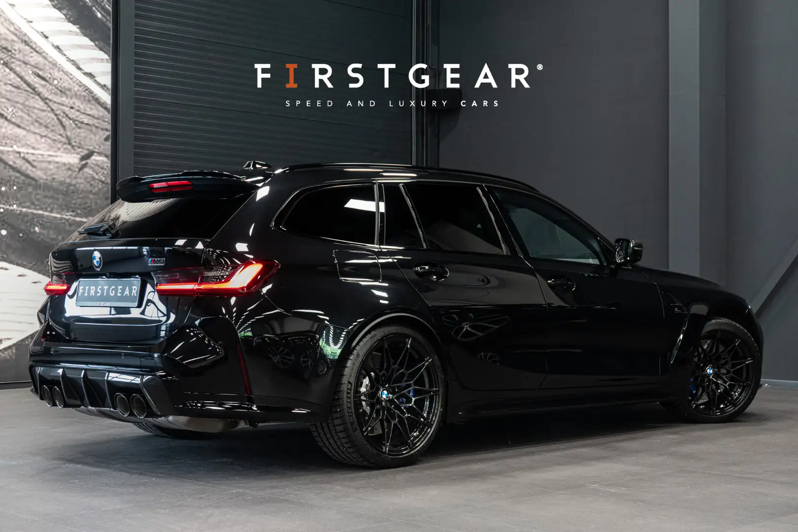 BMW M3 Touring xDrive Competition *Facelift 530pk / Carbo Zwart - 2