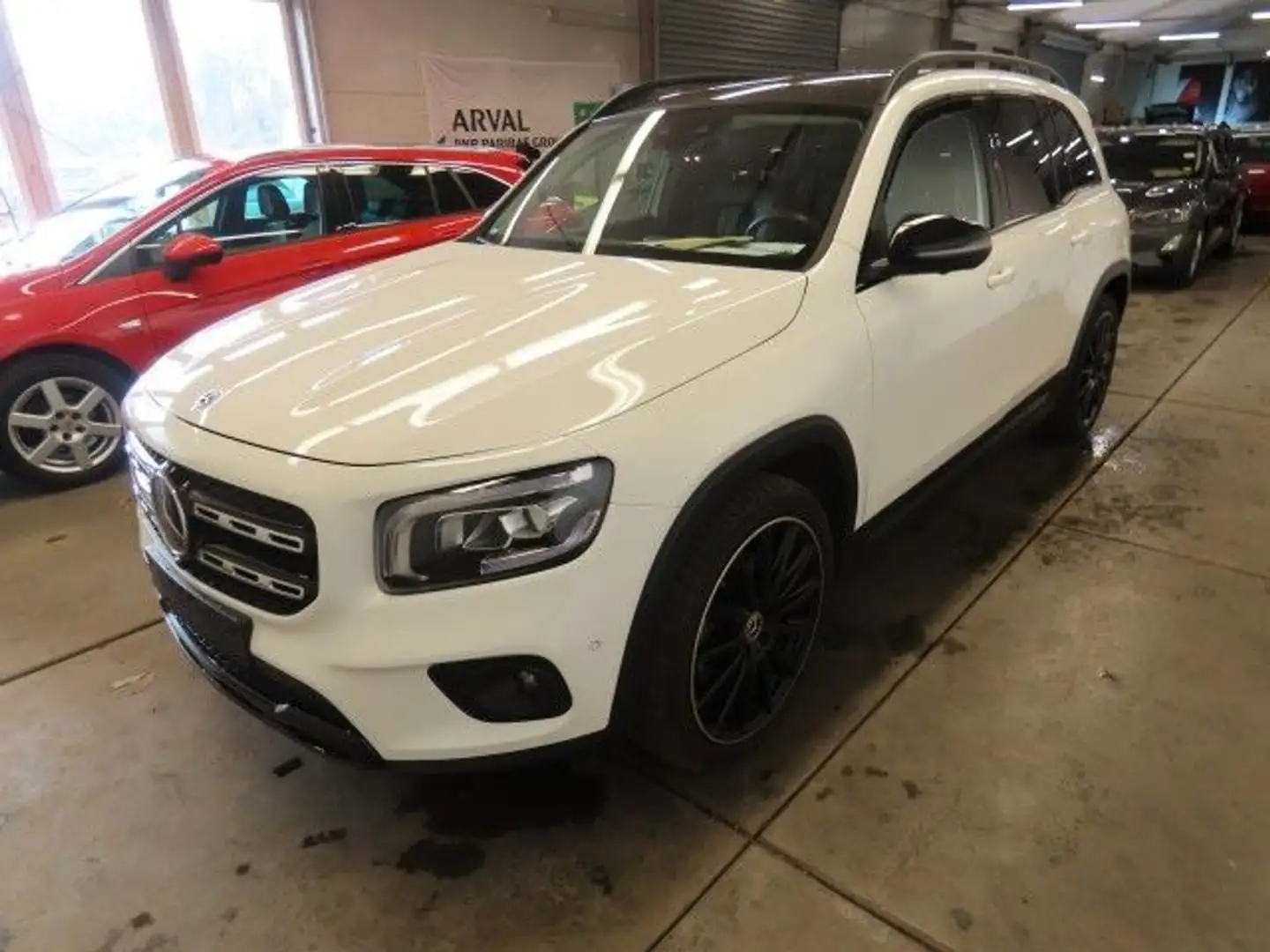 Mercedes-Benz GLB 200 d AMG 20" Night Pano 360° SitzKl Burm AHK Weiß - 1