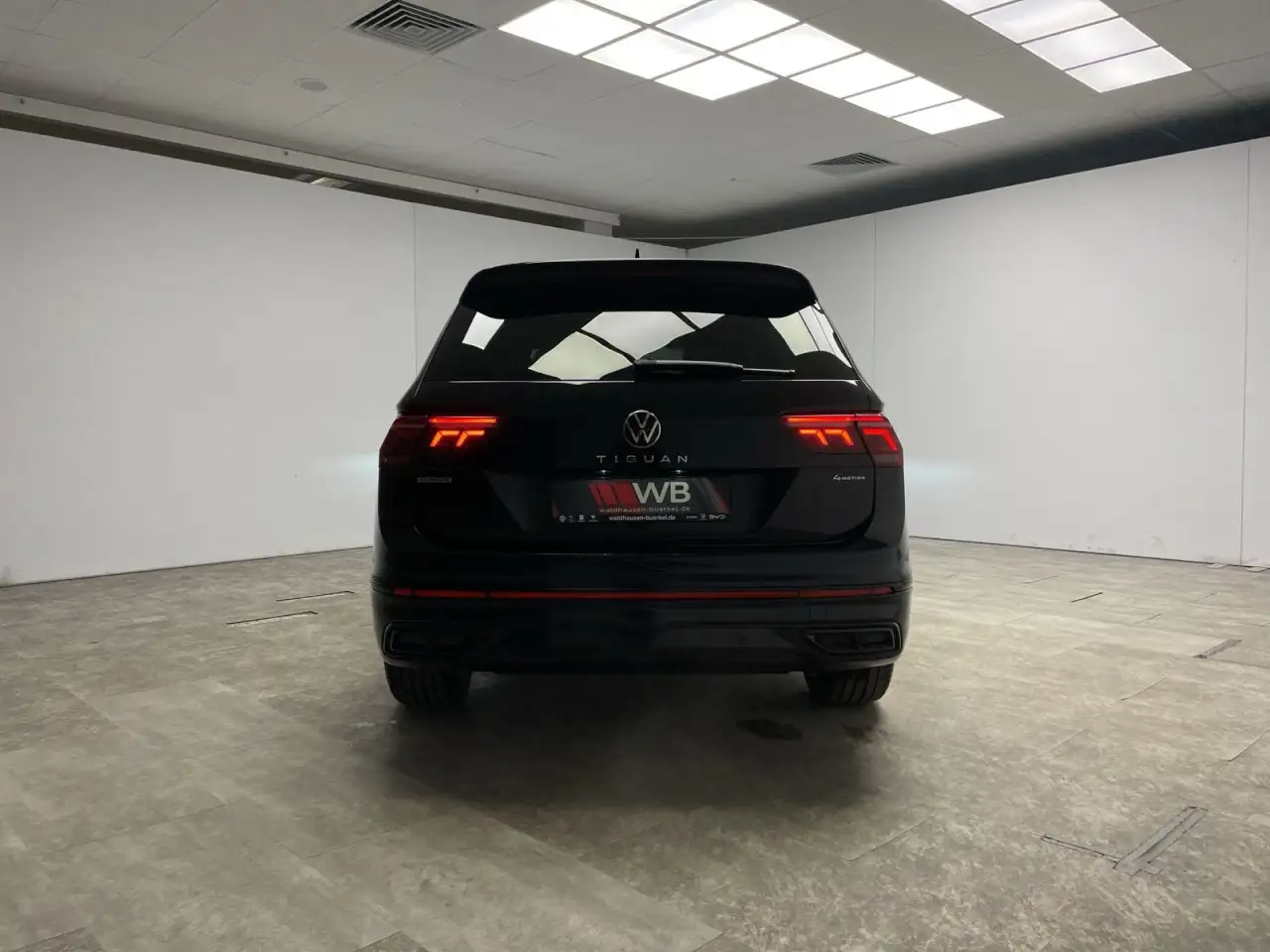 Volkswagen Tiguan Allspace 2.0 TDI 4Motion R-Line Klima Navi Einparkhilfe 4