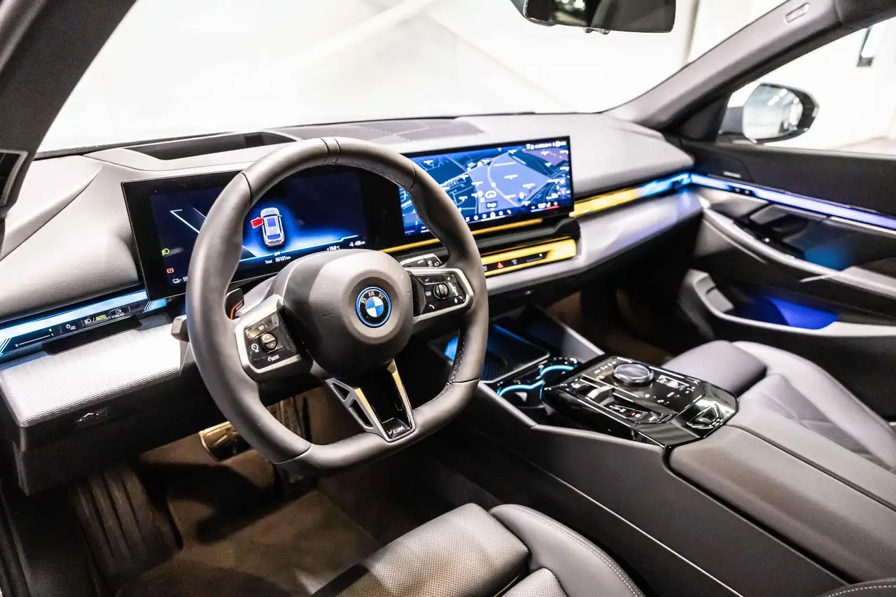 BMW i5 2026 — фото 7