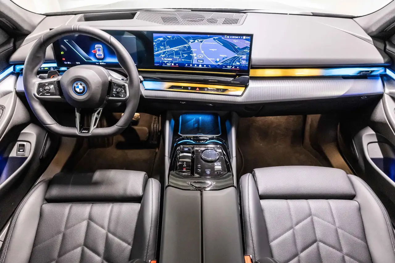 BMW i5 2026 — фото 8