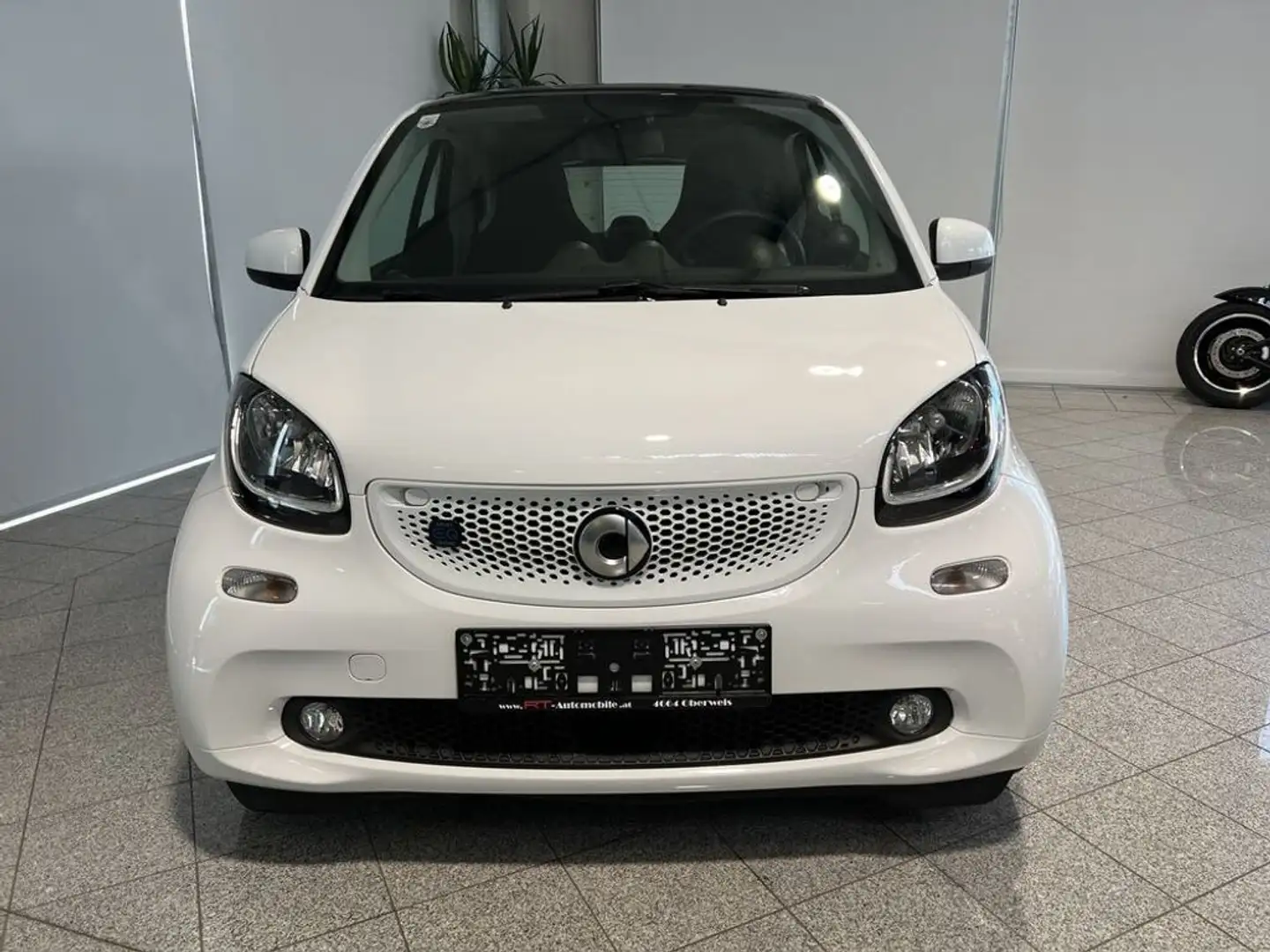 smart forTwo electric drive 60 kW Weiß - 2
