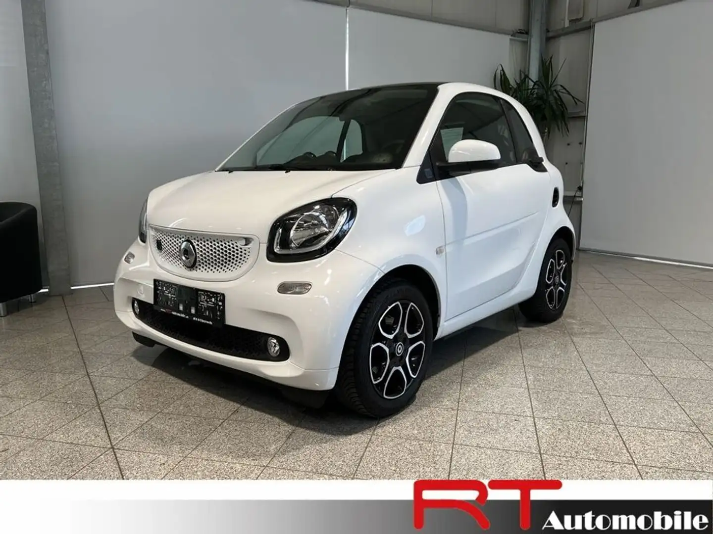 smart forTwo electric drive 60 kW Weiß - 1