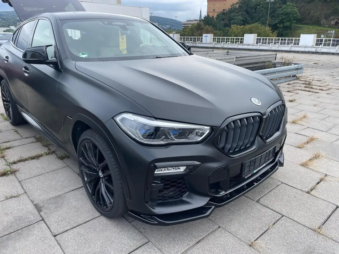 BMW X6 M50 i+LASER+SOFT CLOSE+H/K+DISPLAY KEY+ Grau - 1