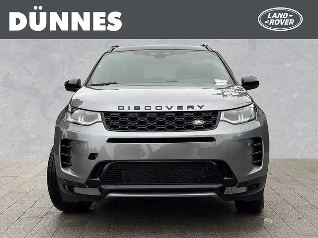 Land Rover Discovery Sport view 8