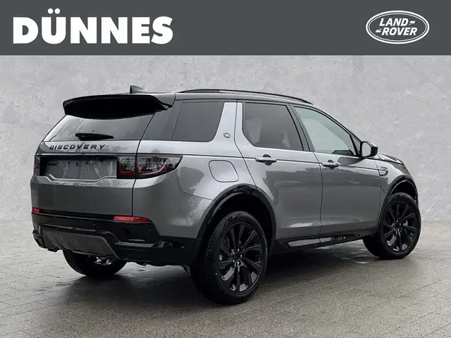 Land Rover Discovery Sport view 2