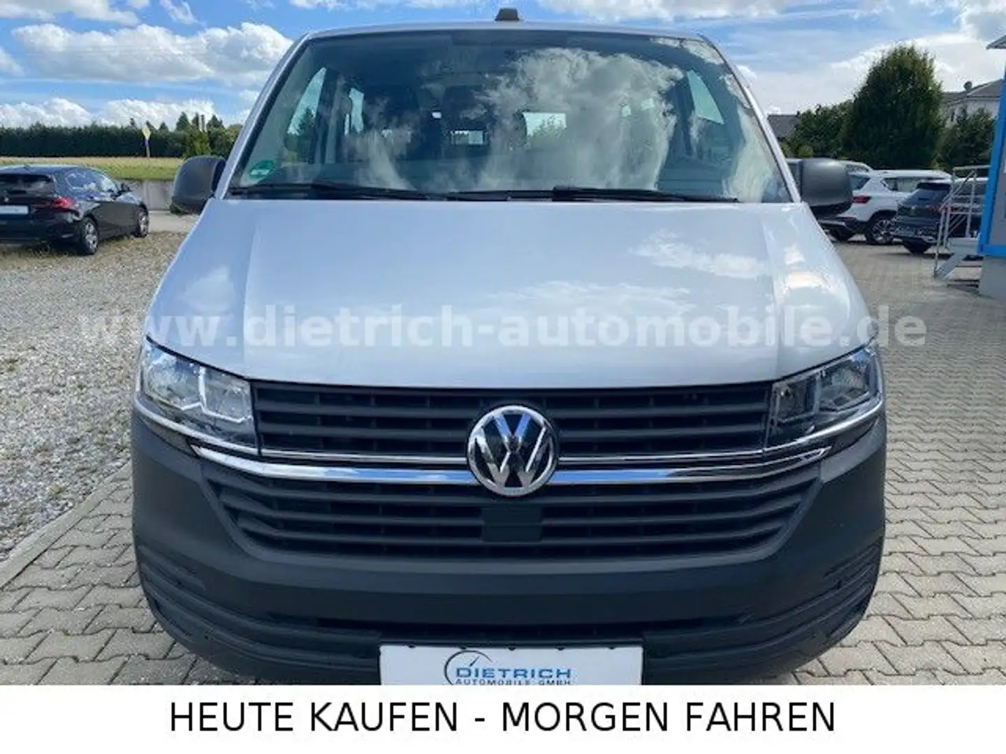 Volkswagen T6 Kombi T6.1 Kombi DSG langer Radstand PDC NAVi 9 Sitzer Silber - 2