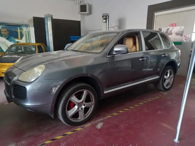 Porsche Cayenne Cayenne I 2002 4.5 Turbo tiptronic