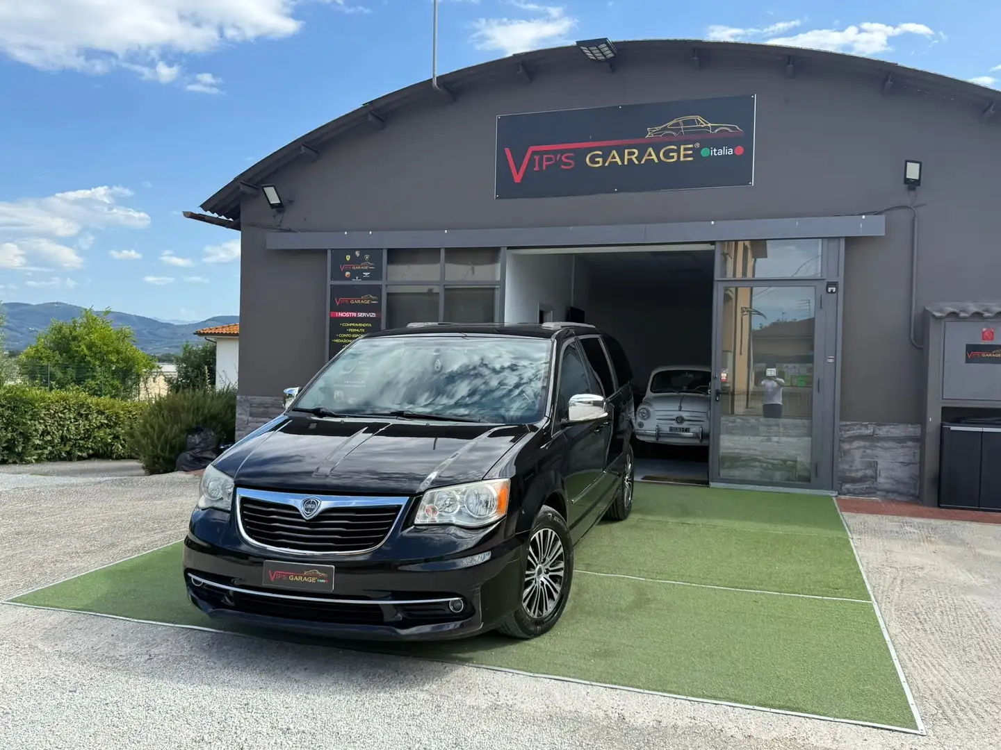 Lancia Voyager Voyager V 2.8L Silver 178cv auto Nero - 1