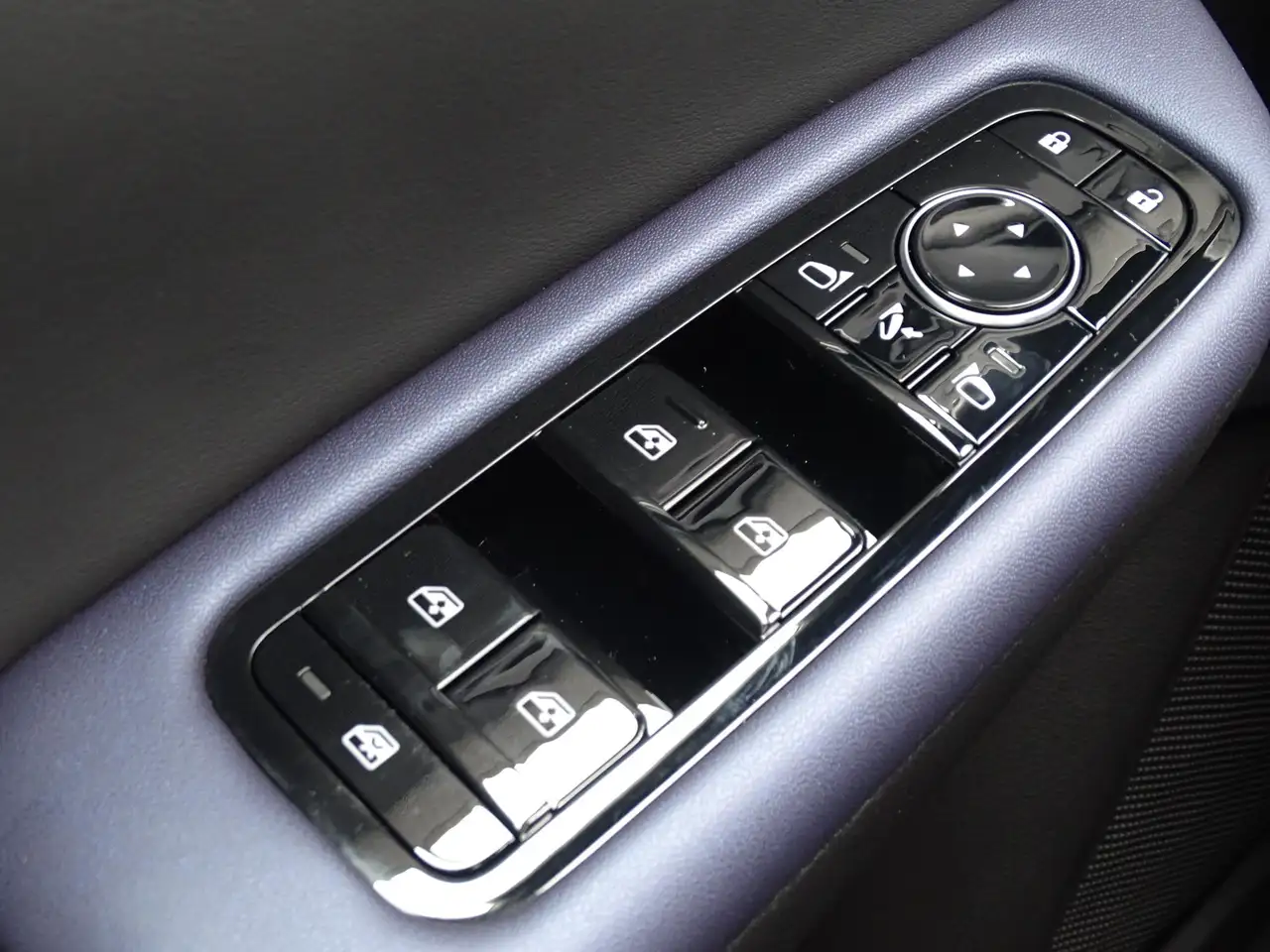 Nissan Leaf 2026 — фото 23