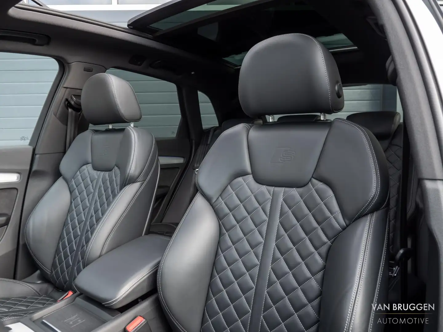 Audi Q5 55 TFSI e quattro Competition Pano RS-Stoelen Trek Blanco - 2