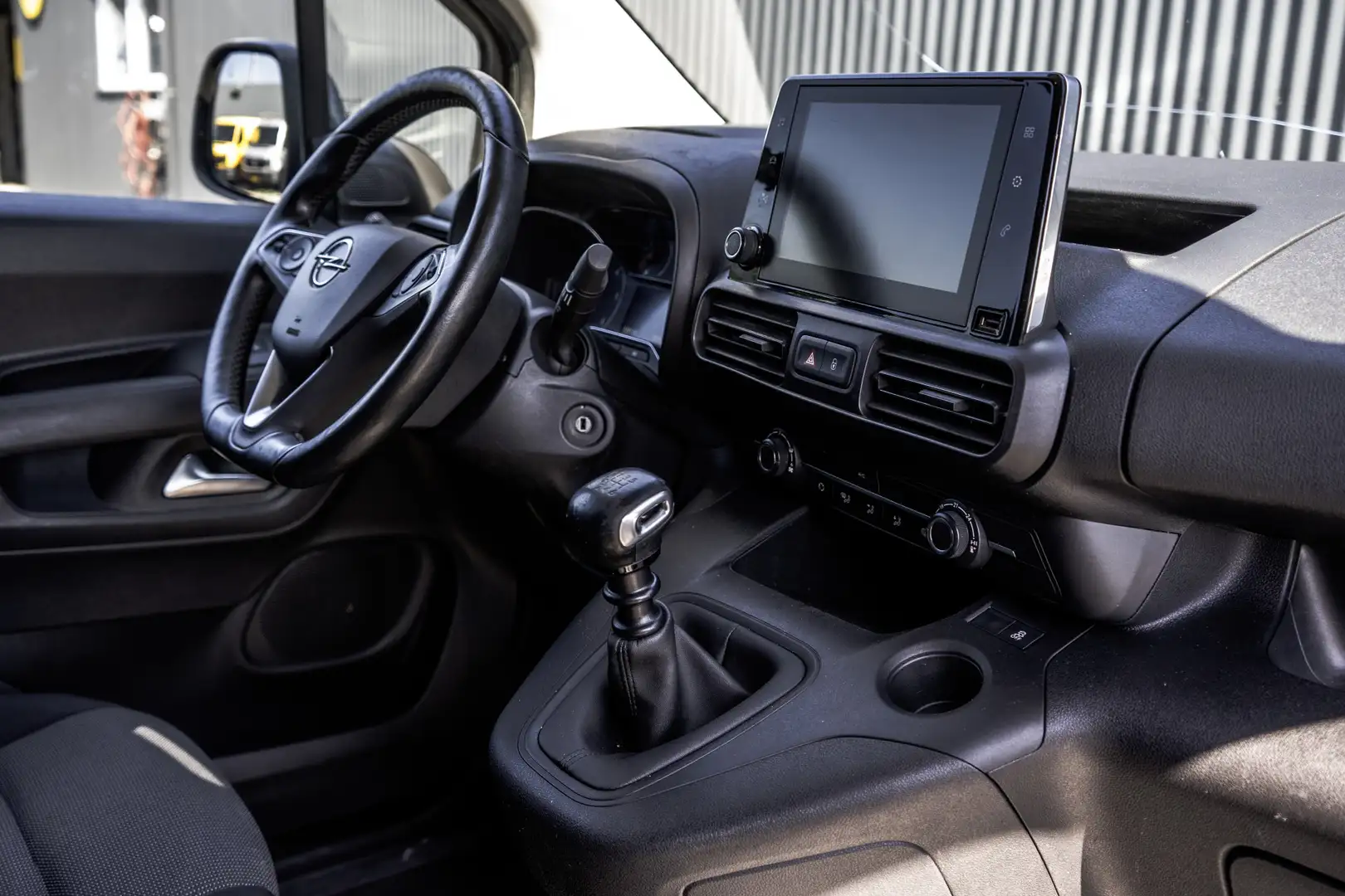 Opel Combo 1.5D Innovation | L2H1 | LED | CarPlay | Camera | Zilver - 2