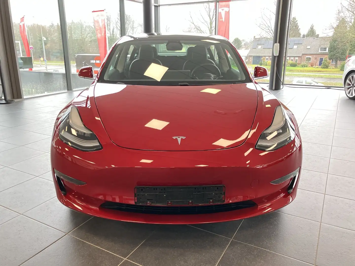 Tesla Model 3 Long Range AWD/Certified Pre owned Rouge - 2