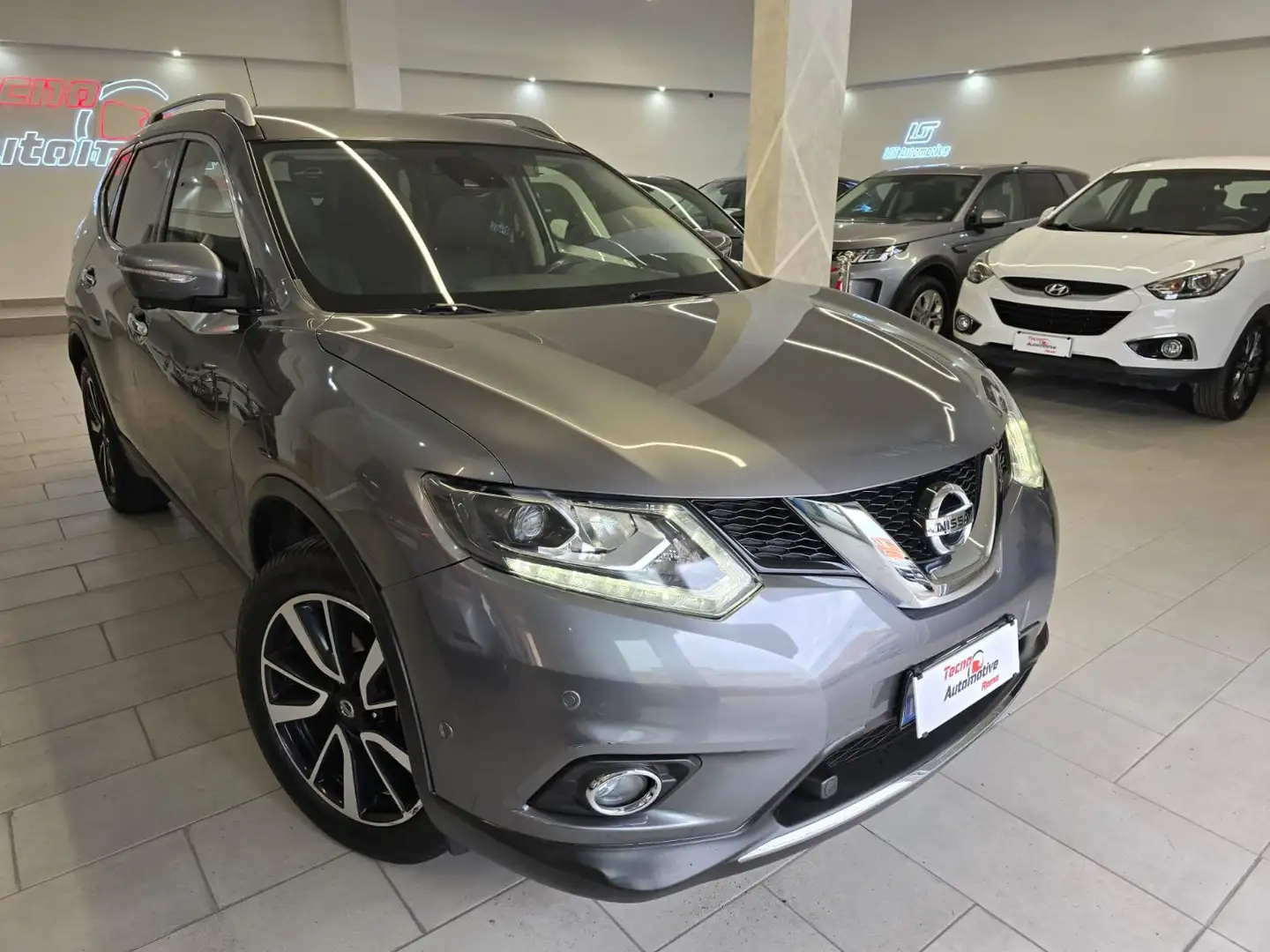 Nissan X-Trail 1.6 dci Tekna 4wd E6 *UNIPRO*FINANZIABILE* Grigio - 1
